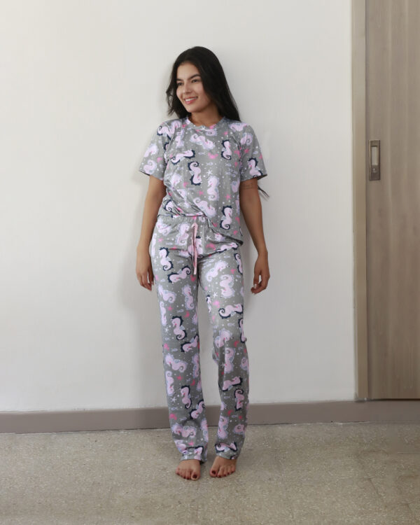 PANTALON CON BLUASA/MANGA